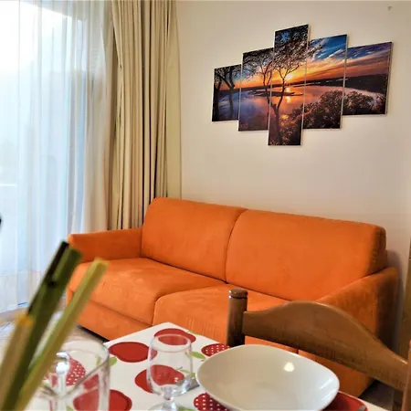 Aparthotel Le Rose *